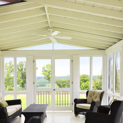 Cottage screened-in porch photo in Louisville with decking and a roof extension