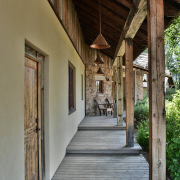Surrounding Walkway