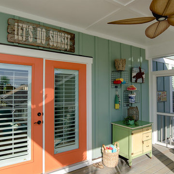 The SEASIDE COTTAGE screened porch