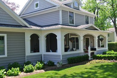 This is an example of a traditional porch design in Detroit.