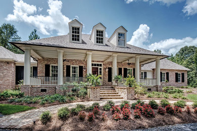 This is an example of a traditional porch design in Jackson.