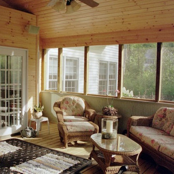 Three season room, screened porch