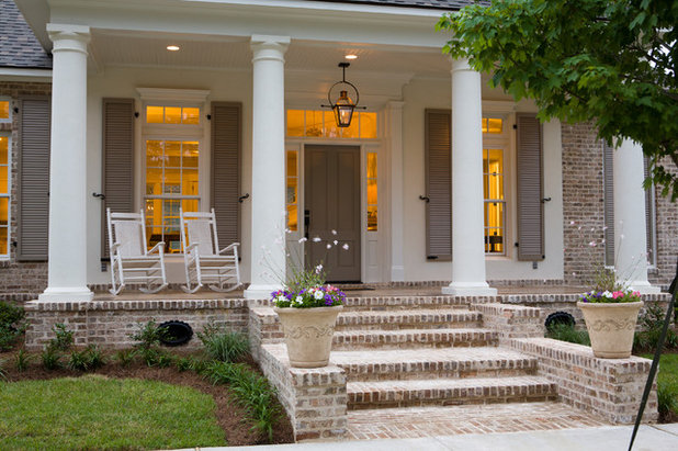 Traditional Porch by Highland Homes, Inc.