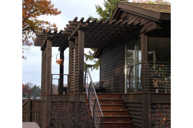 Inspiration for a modern porch remodel in Grand Rapids