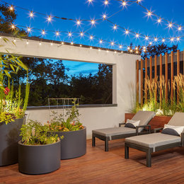https://www.houzz.com/photos/urban-outdoor-retreat-outdoor-lounging-contemporary-porch-chicago-phvw-vp~118261529