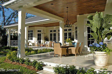 This is an example of a porch design in Miami.