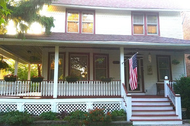 This is an example of a victorian veranda in Chicago.