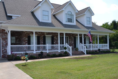This is an example of a porch design in Louisville.
