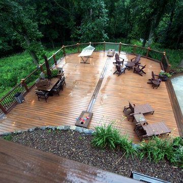 Waterfall deck and Rustic Screened Porch