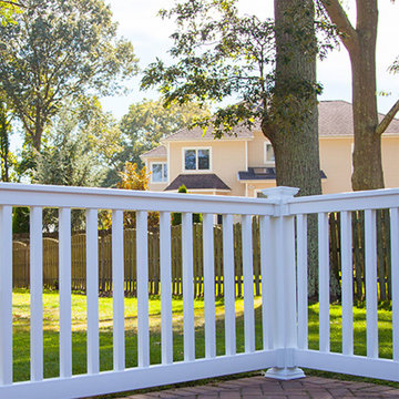 White T-Top Deck Railing Kit with Square Balusters