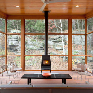 Foto di un portico design con un portico chiuso