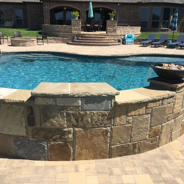 Your swimming pool and custom outdoor environment | Delivered