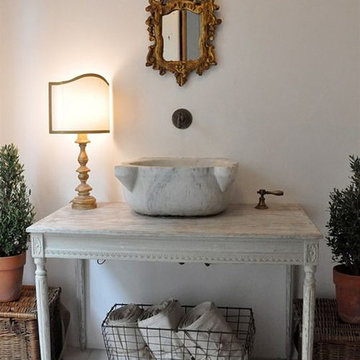 Antique Marble Powder Room Sink (Mediterranean style)