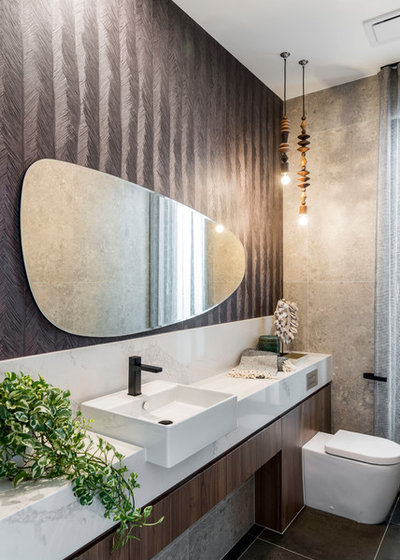 Contemporary Cloakroom by McCarthy Homes QLD
