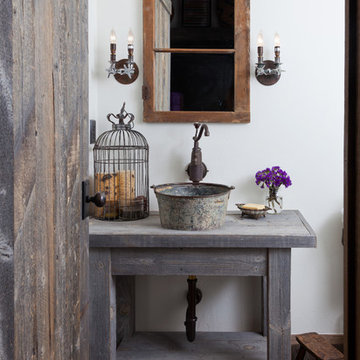 Castle Rock Farmhouse Chic - Powder Room