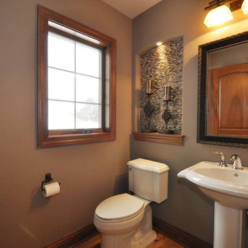 Eadon - powder room
