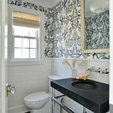 LARCHMONT / RUSTIC COLONIAL