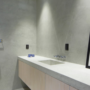Miami Brickell Condominium Bathroom