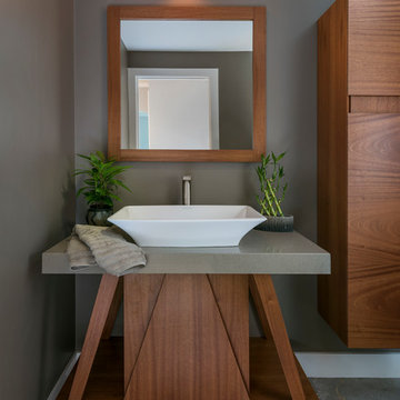 Minimalistic Masterpiece Meets Modern Warmth