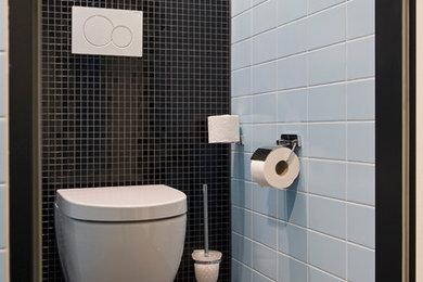 アムステルダムにあるコンテンポラリースタイルのおしゃれなトイレ・洗面所の写真