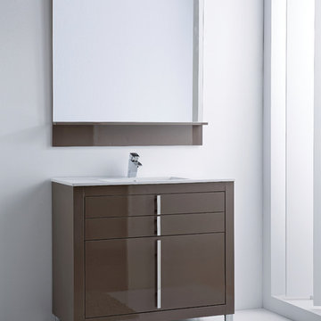 Roma bathroom vanity 40". Taupe high gloss lacquered.