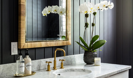 10 Tips to Style Your Powder Room for Holiday Guests