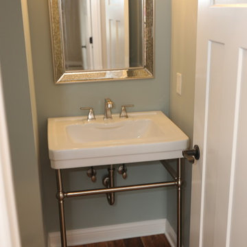 Stand Alone Pedestal with Accent Mirror