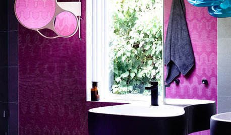 18 Beyond-Ordinary Bathrooms From Around the World