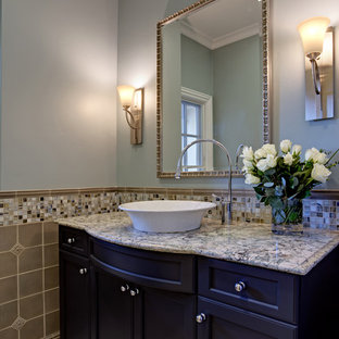 Küchendesign Mit Grauen Und Weißen Schränken : 75+ Gästetoiletten mit