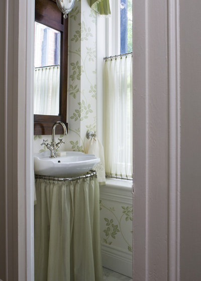 Klassisk Lille badeværelse by Samantha Friedman Interior Designs