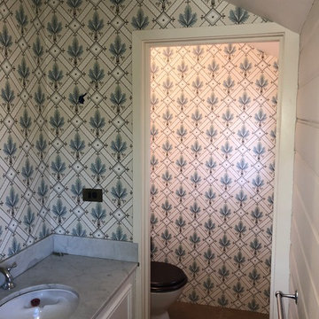 Wallpaper - Country Powder Room