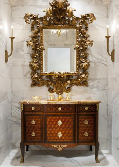 Traditional Cloakroom by Isler Homes