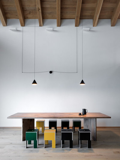 Modern Dining Room by Marcello Mariana