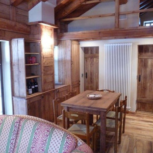 This is an example of a country dining room in Turin.