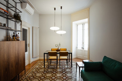 Foto di una piccola sala da pranzo minimalista