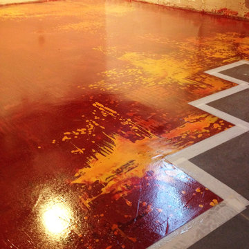 Pavimento in microcemento rosso durante la realizzazione
