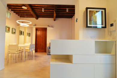 Immagine di una sala da pranzo design