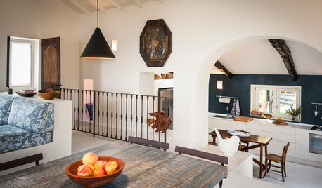 Houzz Tour: A Cleverly Reworked Layout Transforms a Hillside Home