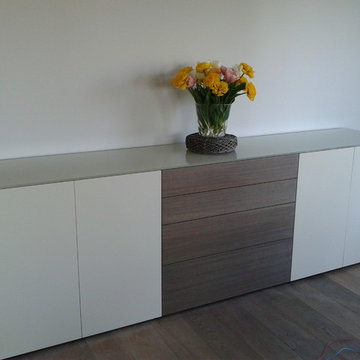 Buffet contemporain dans les mêmes proportions