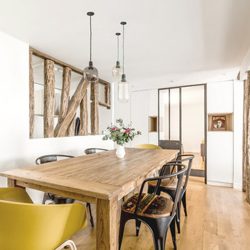 Clarté et authenticité pour cet appartement parisien de 71 m²