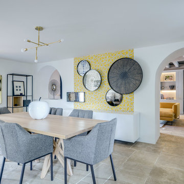 Décoration des pièces de vie d'une belle maison familiale
