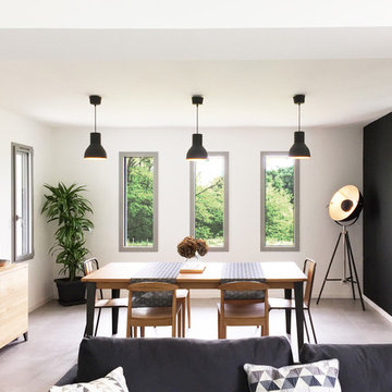 MAISON EM