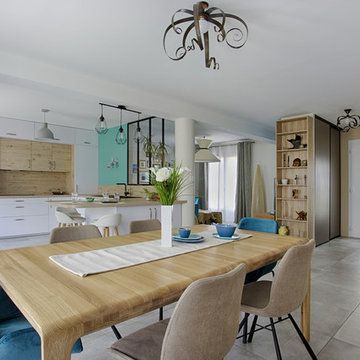 Rénovation d'une maison contemporaine matières naturelles et couleurs toniques