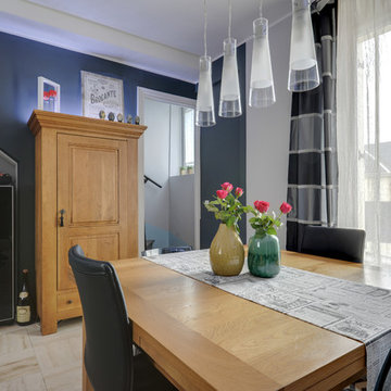 Salon-Salle à manger, maison de campagne.