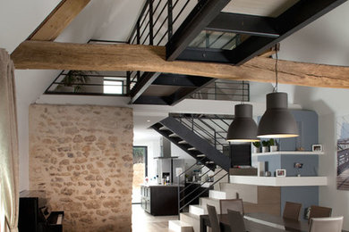 Industrial Esszimmer in Nizza