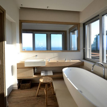 Kitchen & Bathroom in concrete – SPÉRONE