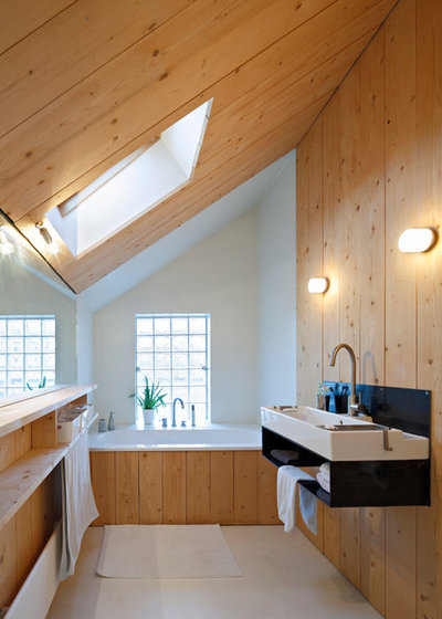 北欧 浴室 by Mabire Reich architectes