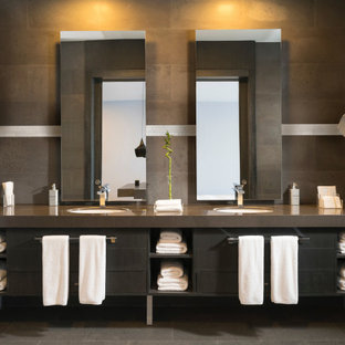 Inspiration pour une salle de bain principale design avec un placard en trompe-l'oeil, des portes de placard marrons, un carrelage marron, un mur multicolore, un lavabo encastré, un sol marron, un plan de toilette marron et meuble double vasque.