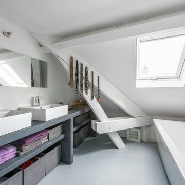 Loft contemporain rénové par architecte designer 2015
