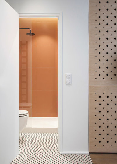 Scandinavian Bathroom by atelier daaa